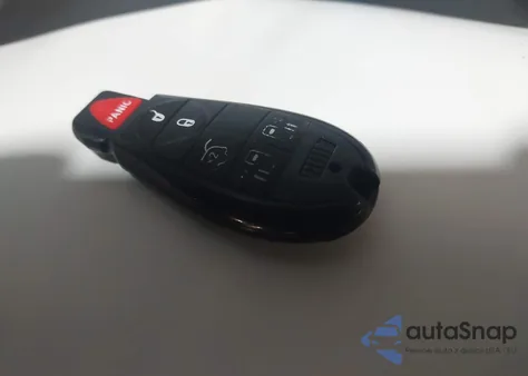 2013 Chrysler Town & Country Touring z USA, uszkodzony, nr VIN 2C4RC1BG3DR511843